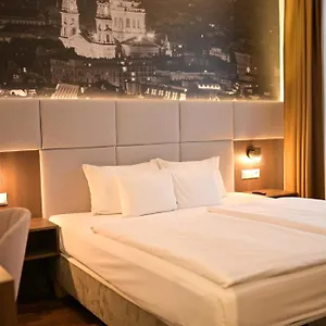 12 Revay Budapest