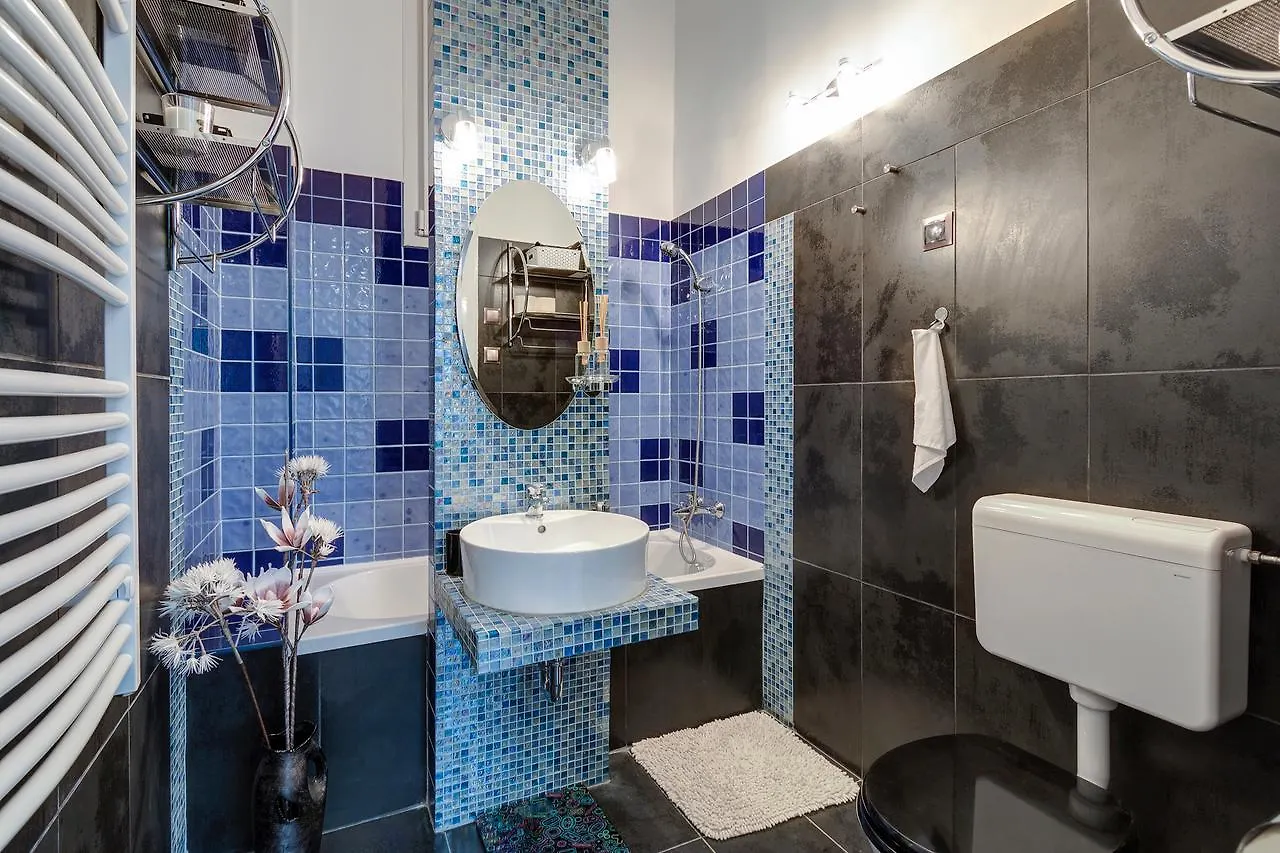 Sweet Dreams At King Street Gold Apartment Budapest