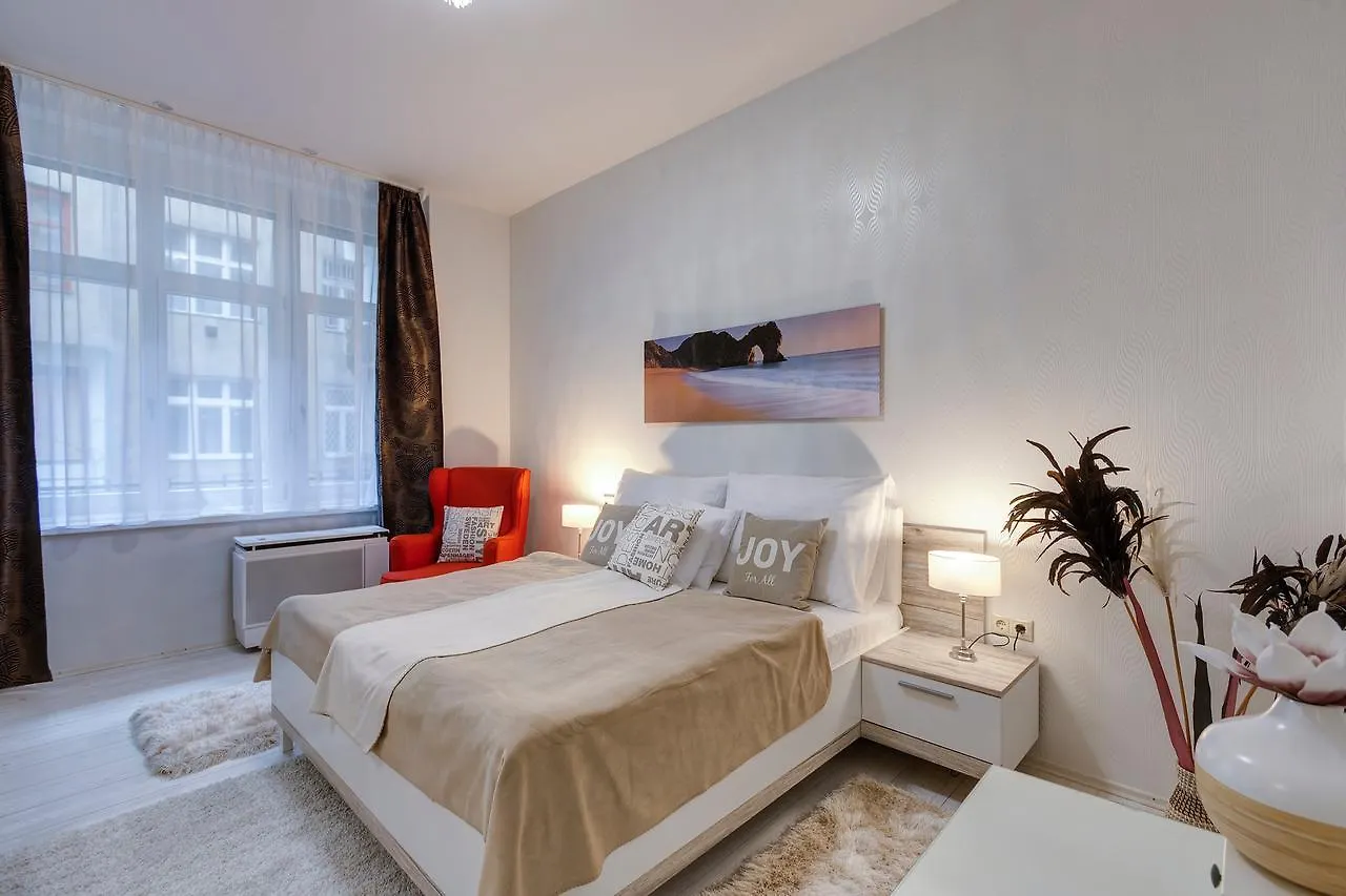 Sweet Dreams At King Street Gold Apartment Budapest Hungary
